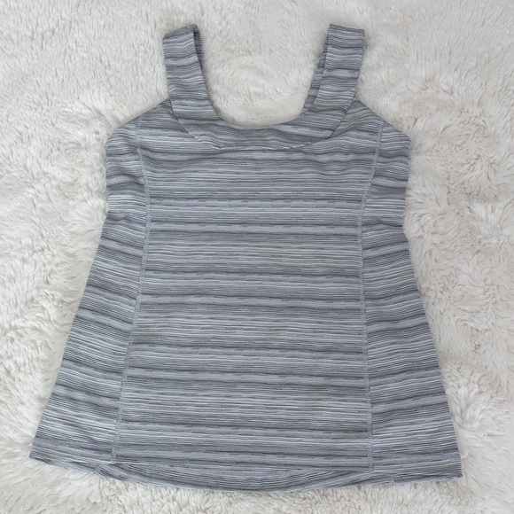 Lululemon,Size 10,Gray Striped Women's Top - Picture 14 of 16